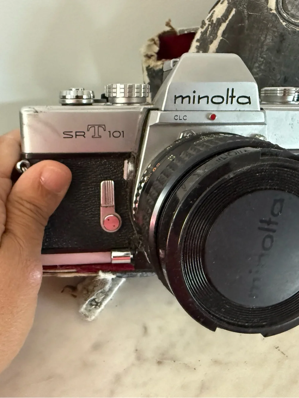 Vintage Minolta Camera SRT101 /w strap, case as is
